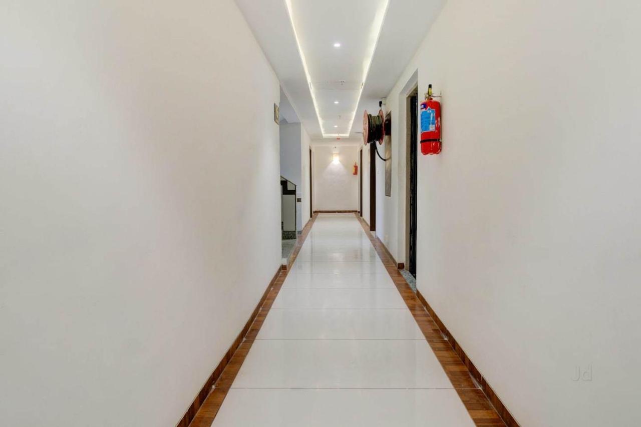 Hotel Palm Beach Pride Navi Mumbai Exterior photo