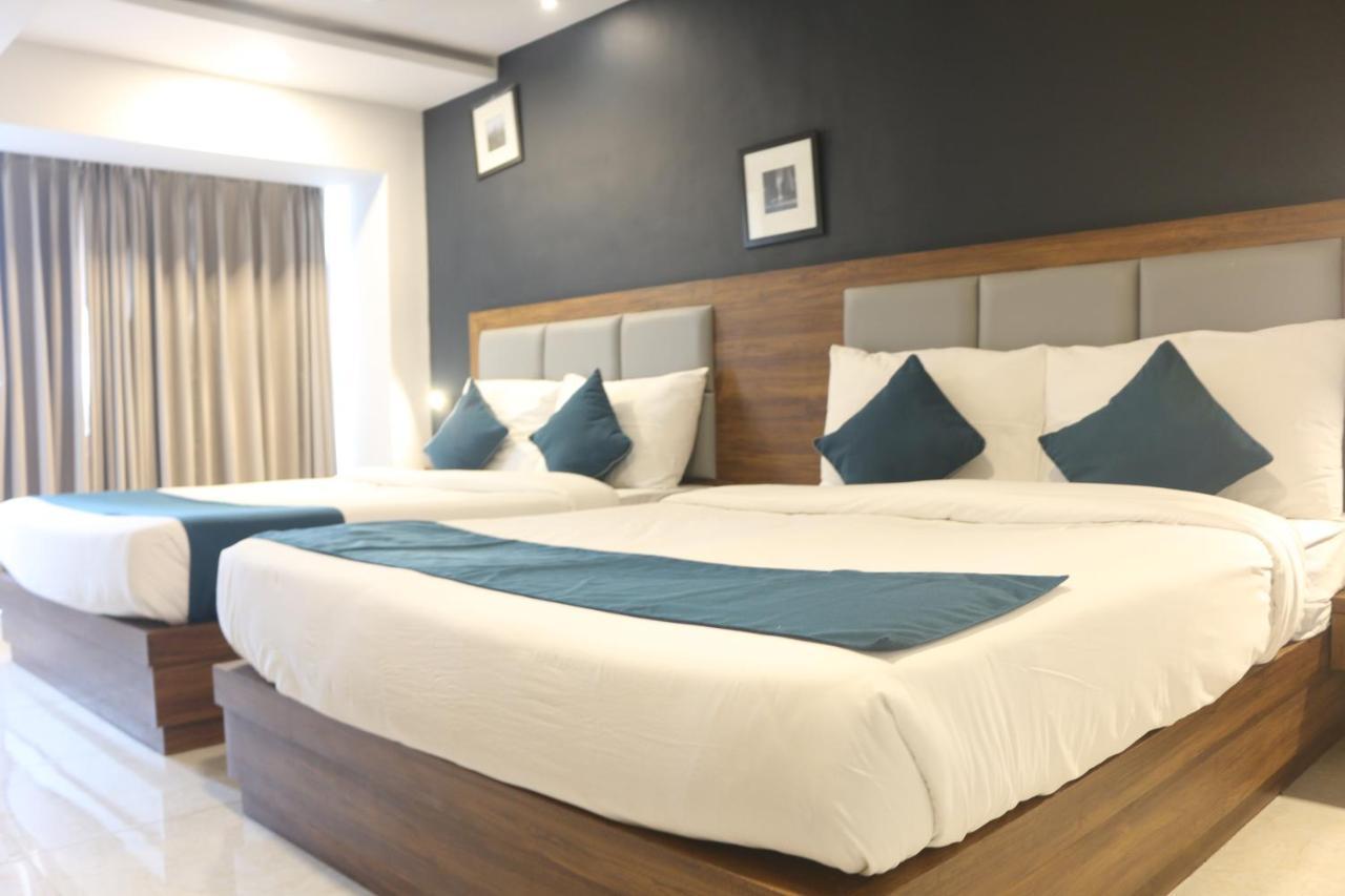 Hotel Palm Beach Pride Navi Mumbai Exterior photo