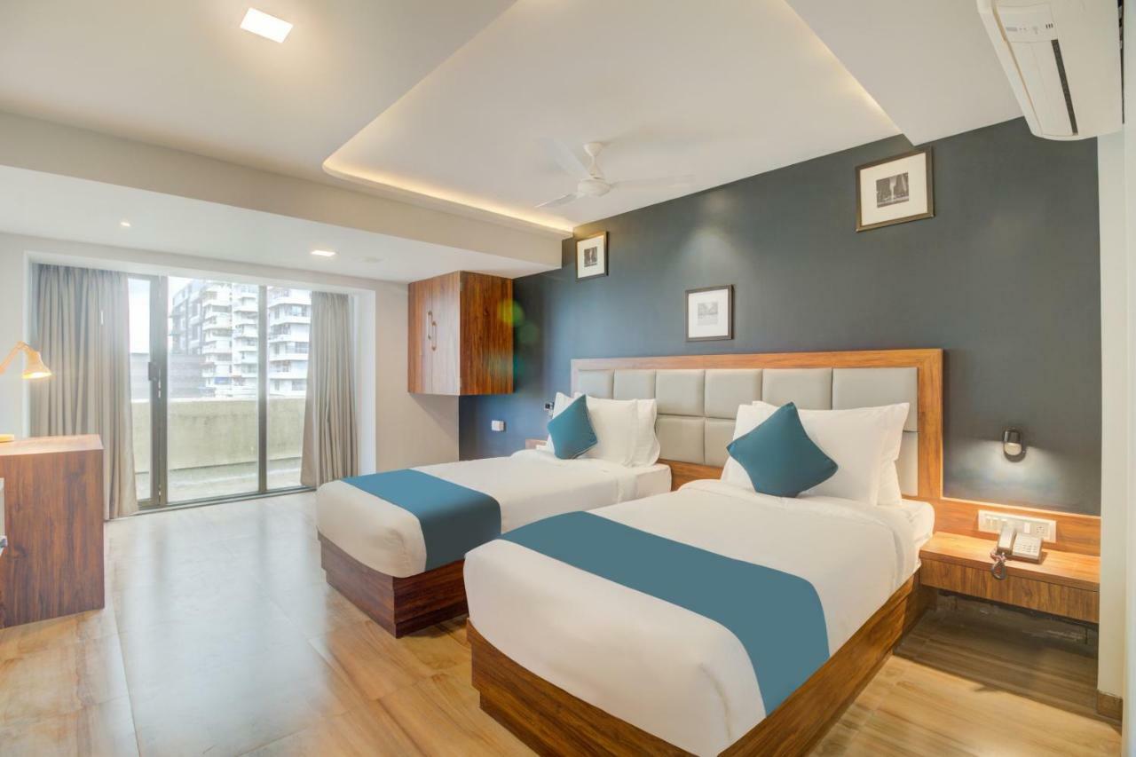 Hotel Palm Beach Pride Navi Mumbai Exterior photo